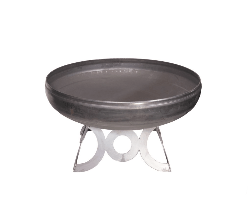 Round steek fire pit with a white background